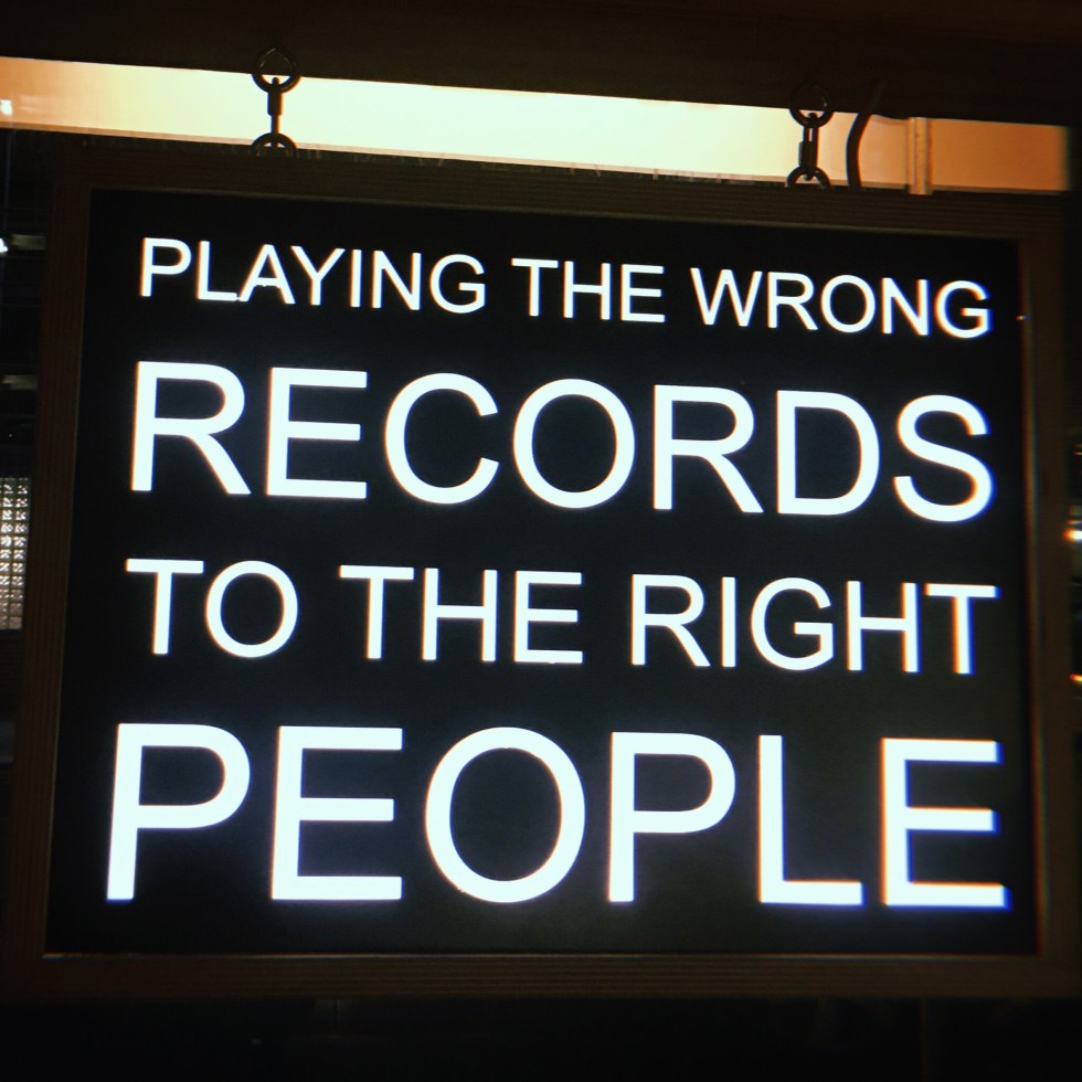 outlaws-yacht-club-record-weekly