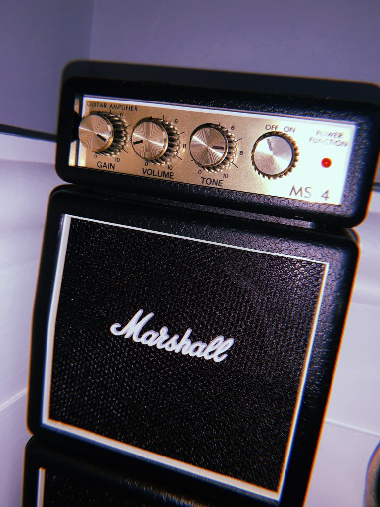 marshall-amplifier-record-weekly