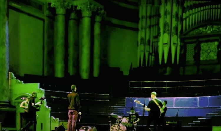 fudge-split-milk-town-hall-record-weekly