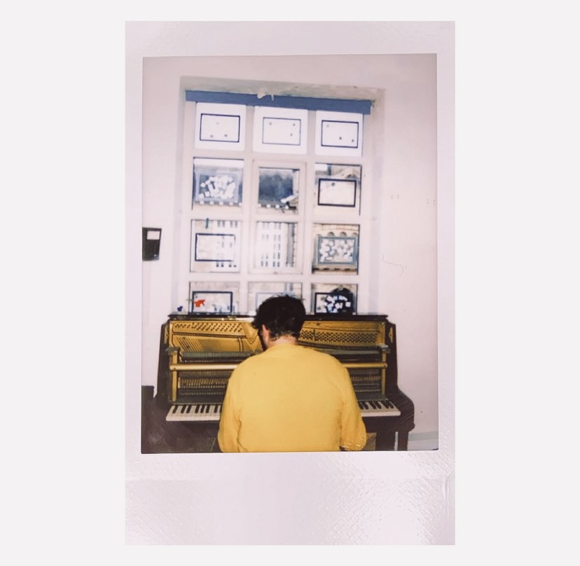 taxi-with-strangers-record-weekly