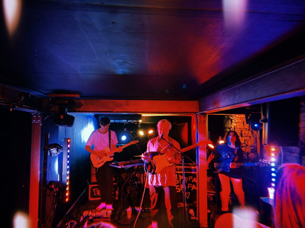 sarpa-salpa-broadcast-gig-review-record-weekly