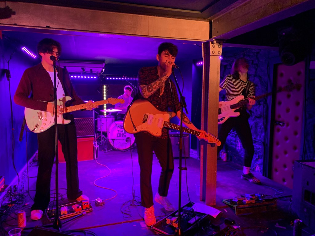 oh-romance-broadcast-glasgow-february-record-weekly