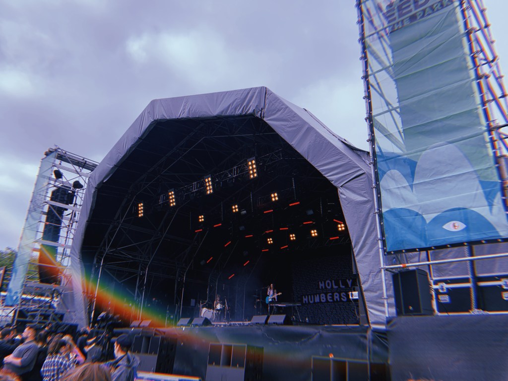 holly-humberstone-live-at-leeds-in-the-park-record-weekly