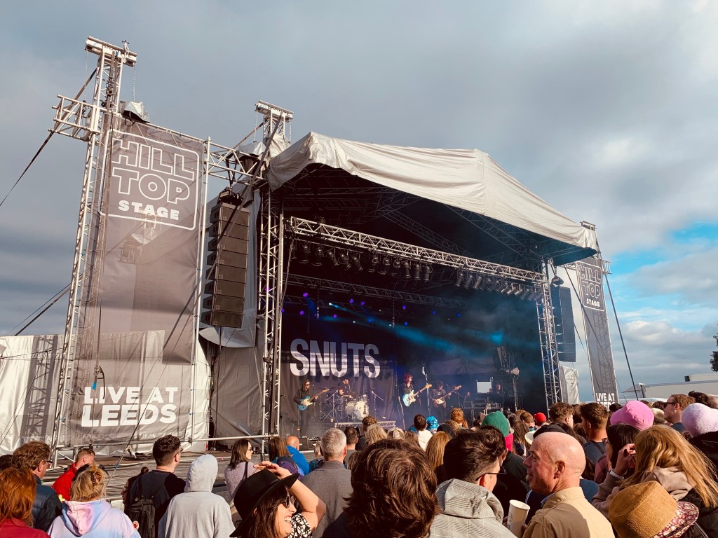 the-snuts-live-at-leeds-in-the-park-record-weekly