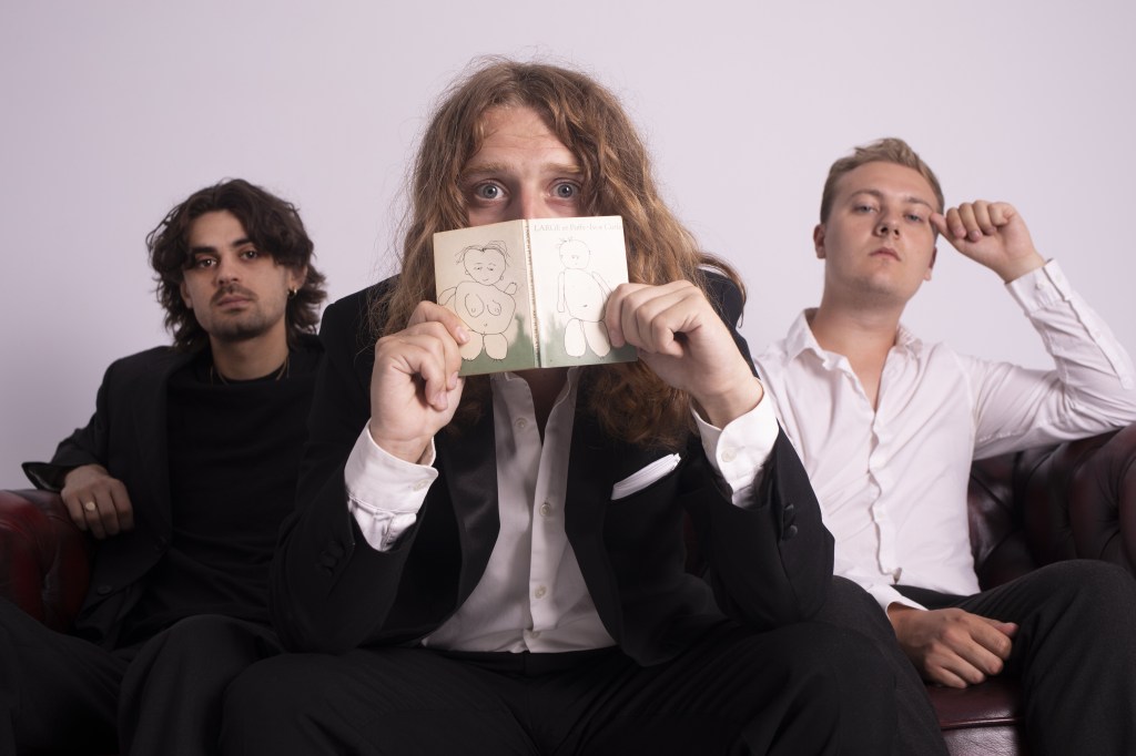 interview-with-fuzzy-sun-record-weekly