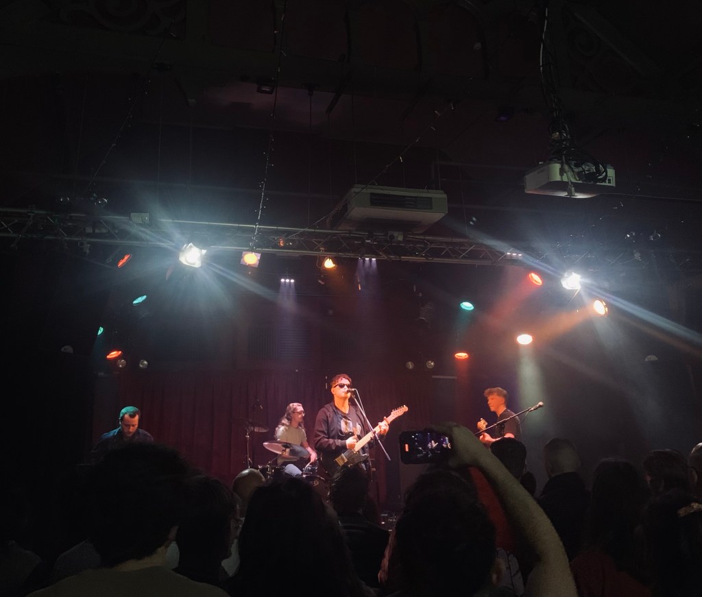 strays-lending-room-this-feeling-leeds-2022-record-weekly