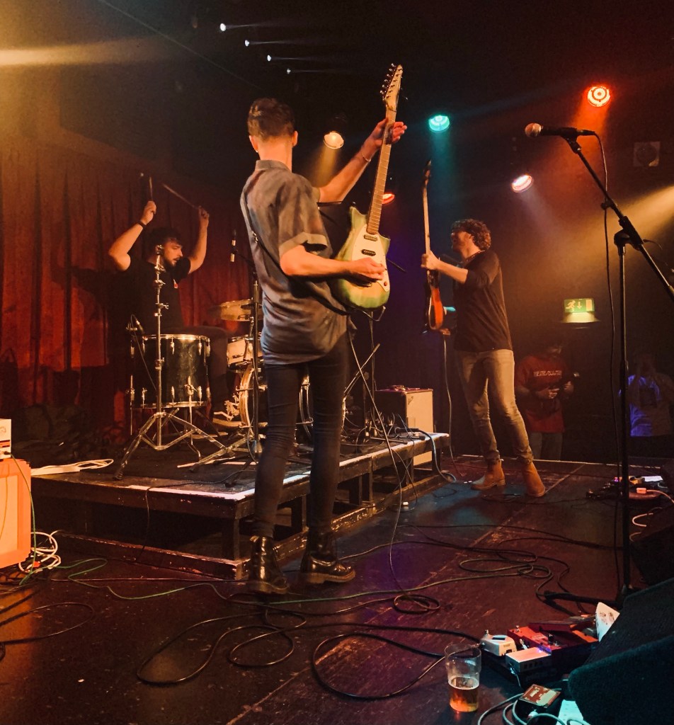 drella-lending-room-this-feeling-leeds-2022-record-weekly