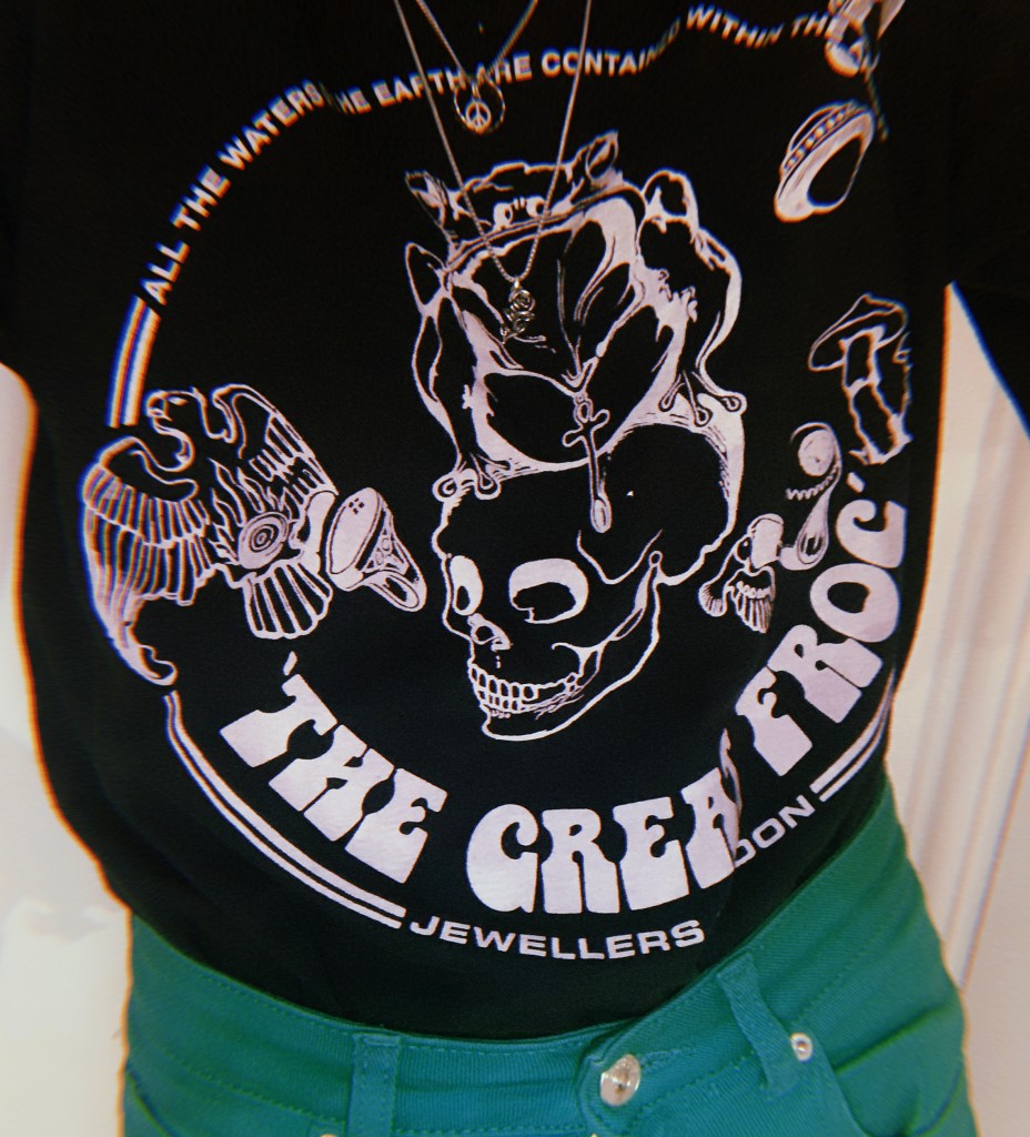 the-great-frog-tshirt-record-weekly