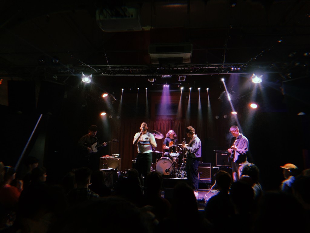 dim-imagery-fews-lending-room-april-2023-record-weekly