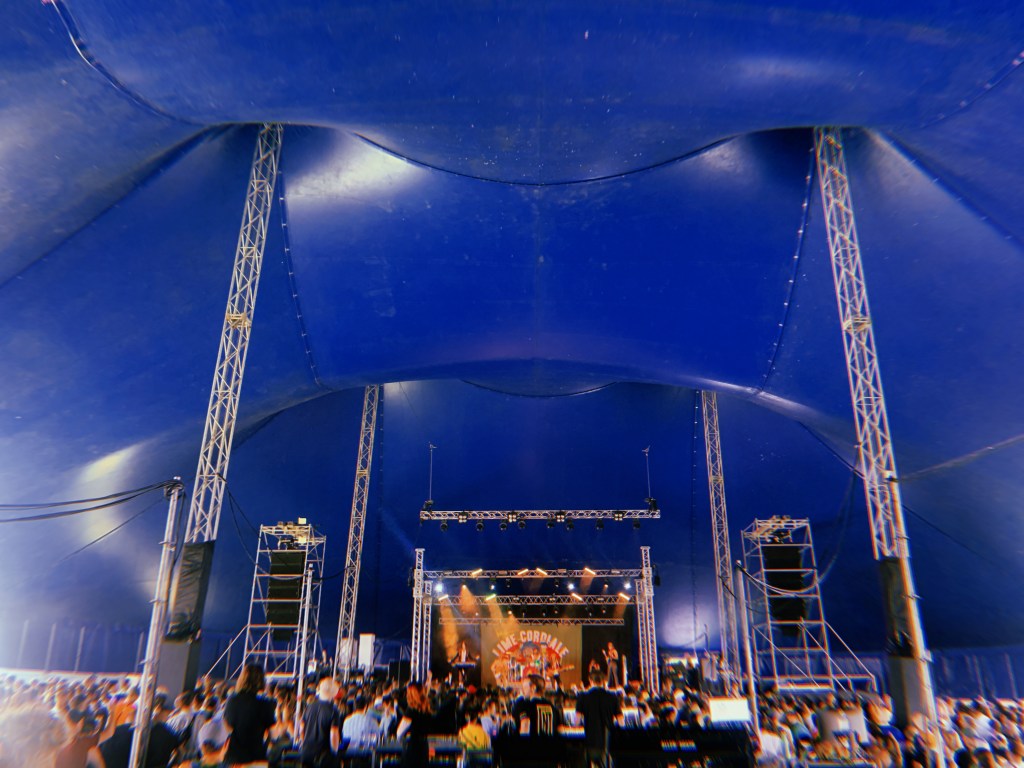 lime-cordiale-live-at-leeds-in-the-park-2023-record-weekly