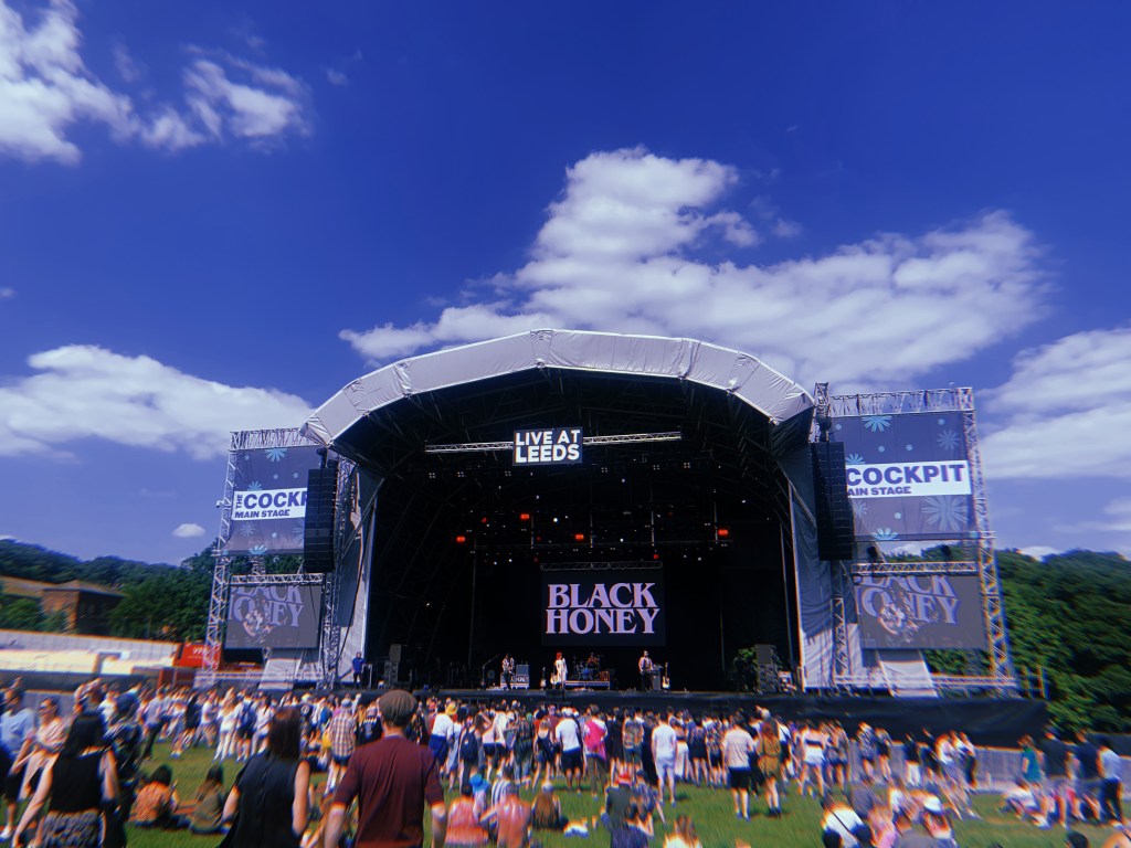 black-honey-live-at-leeds-in-the-park-2023-record-weekly