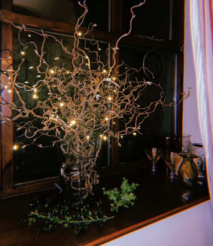 christmas-countdown-2023-record-weekly