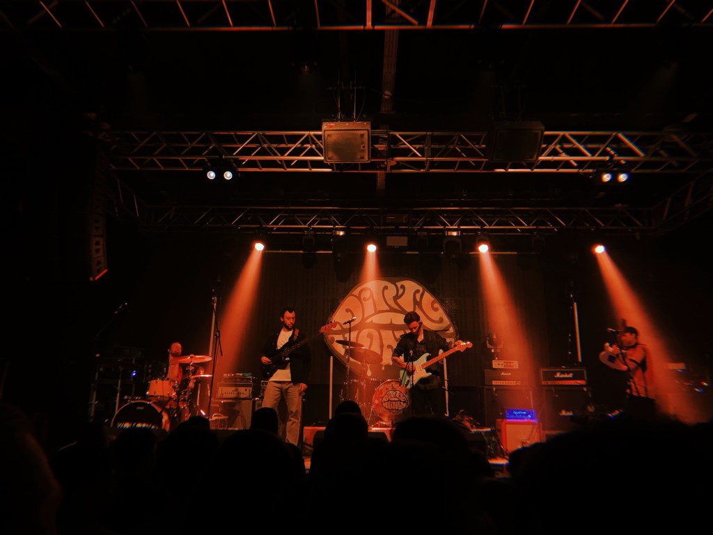 wolforna-dirty-honey-stylus-record-weekly