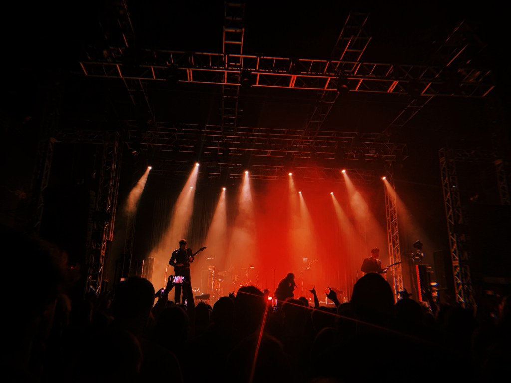 frank-carter-the-rattlesnakes-o2-academy-leeds-dark-rainbow-2024-record-weekly