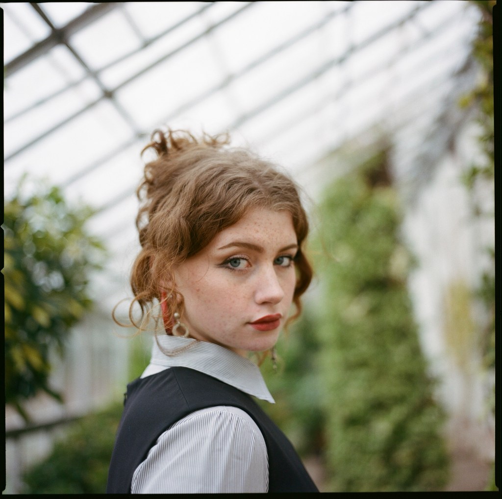 interview-with-ellur-record-weekly