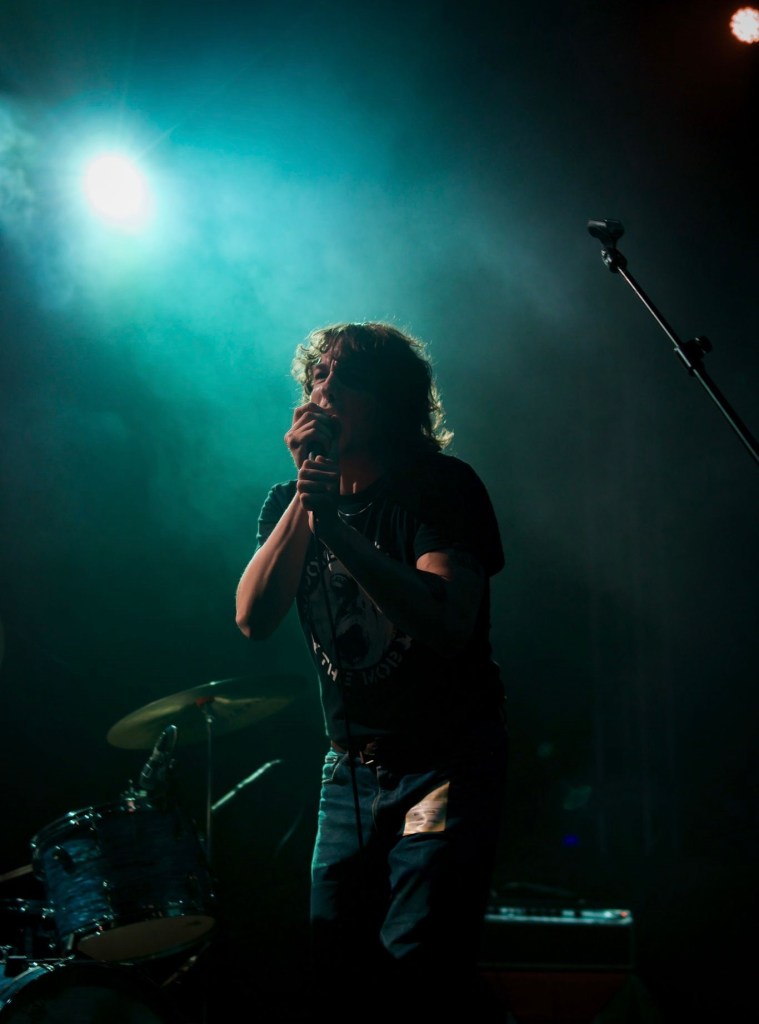 real-farmer-singer-o2-academy-leeds-october-2024-record-weekly