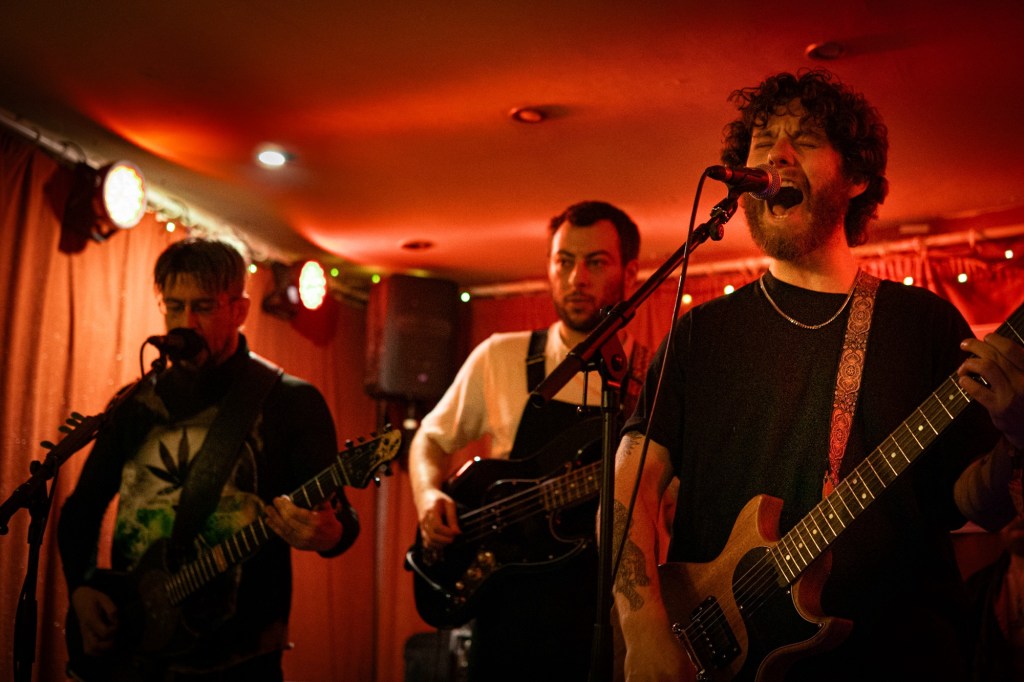 wolforna-swim-school-live-at-leeds-2024-record-weekly