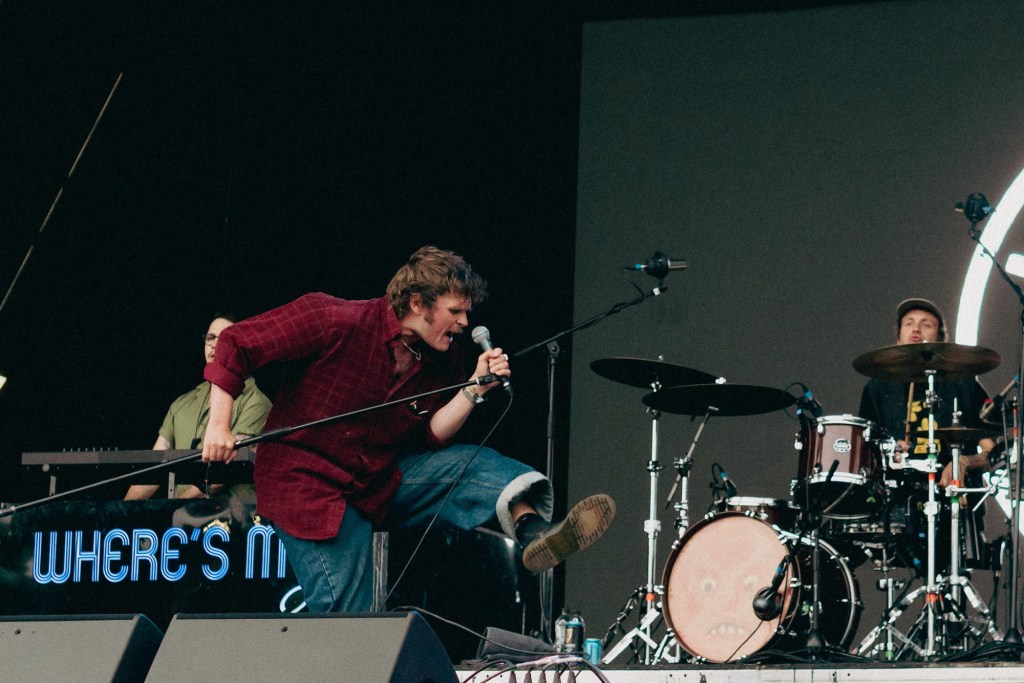 yard-act-live-at-leeds-in-the-park-2025-record-weekly