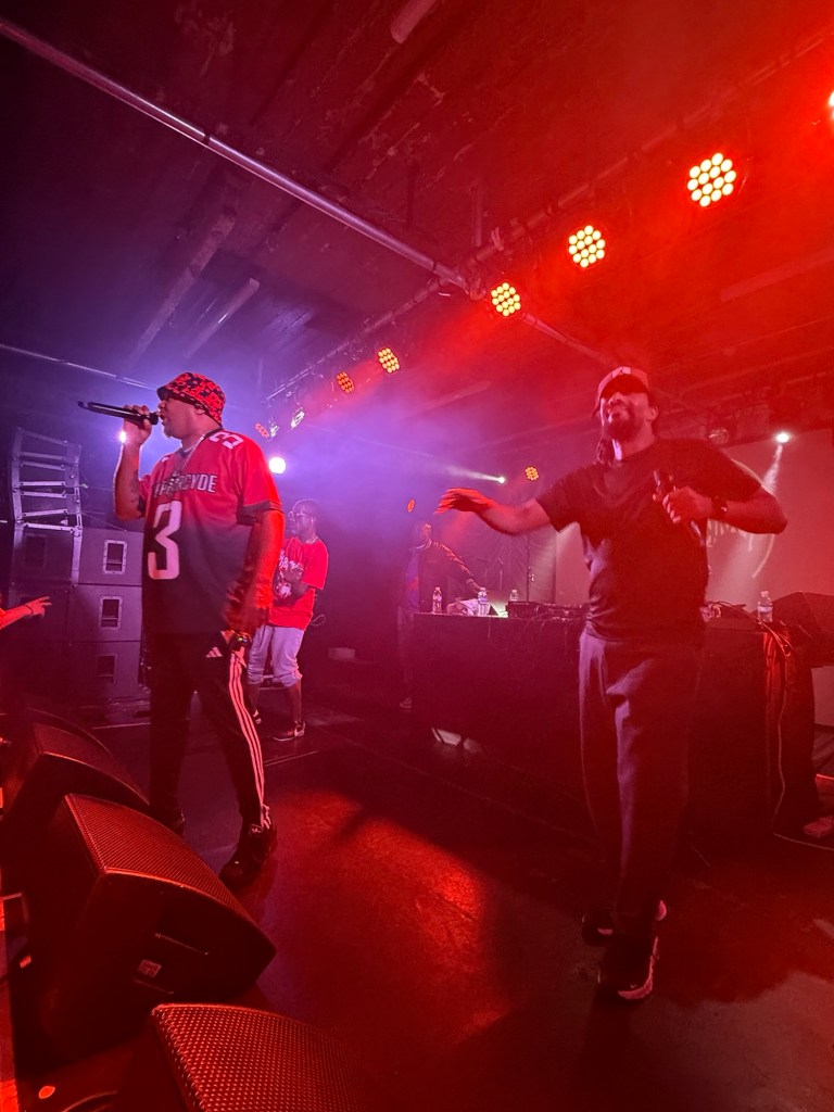 the-pharcyde-old-woollen-farsley-uk-gig-2025-record-weekly