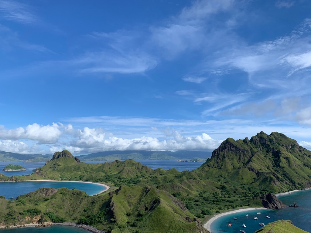 padar-island-indonesia-record-weekly